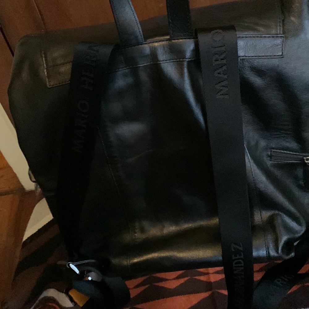 Mario Hernandez Handcrafted Black Leather Backpack - Picture 13 of 16